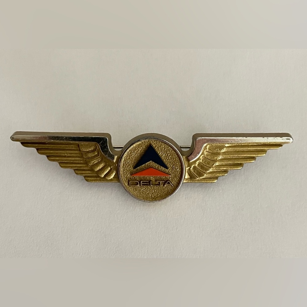 Vintage Delta Airlines Wings Plastic Gold and Silver Pin